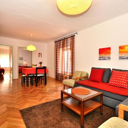 Spacious Piran Central Apartment For 5 Pax Bg Eksteriør billede