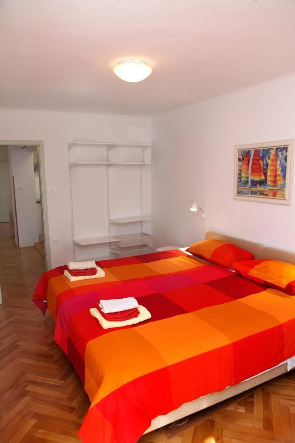 Spacious Piran Central Apartment For 5 Pax Bg Eksteriør billede